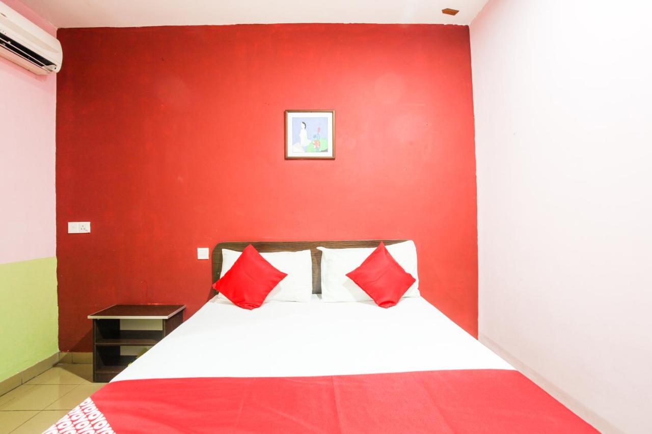 Oyo 89539 Hotel Siswa Kampar Exteriör bild