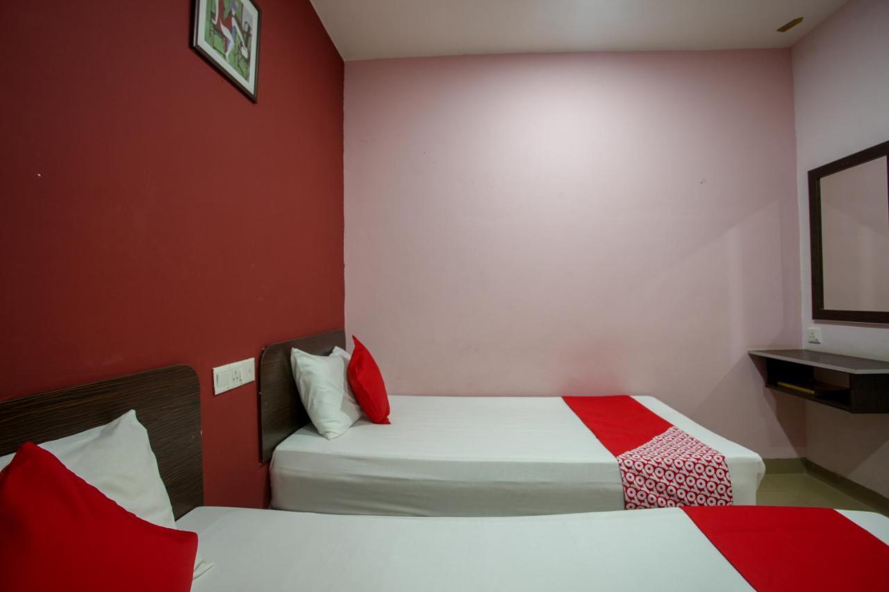 Oyo 89539 Hotel Siswa Kampar Exteriör bild